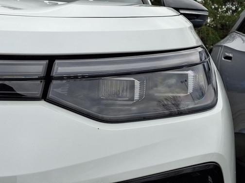 2026 Volkswagen Tiguan 2.0T SE R-Line Black 4MOTION