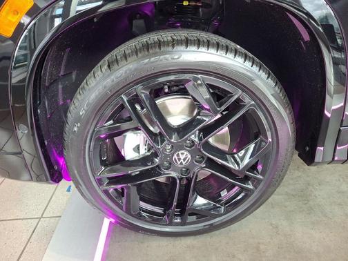 2025 Volkswagen Tiguan 2.0T SE R-Line Black 4MOTION