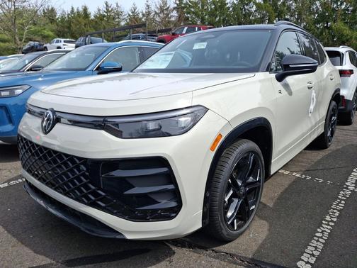 2026 Volkswagen Tiguan 2.0T SE R-Line Black 4MOTION