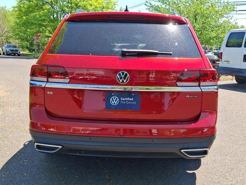 AURORA RED CHROMA 2023 Volkswagen Atlas 2.0T SE w/Technology 4MOTION