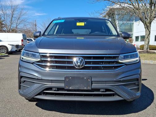 2024 Volkswagen Tiguan 2.0T SE 4MOTION