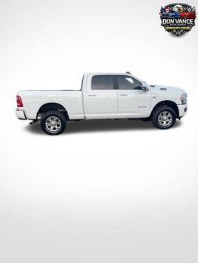 2024 RAM 2500 Laramie Crew Cab 4x4 6'4' Box
