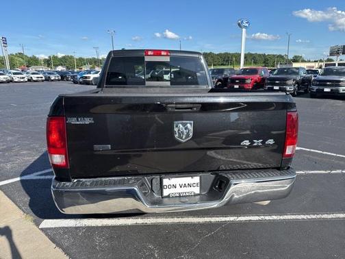 2017 RAM 1500 SLT