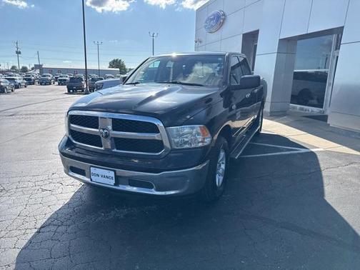 2017 RAM 1500 SLT