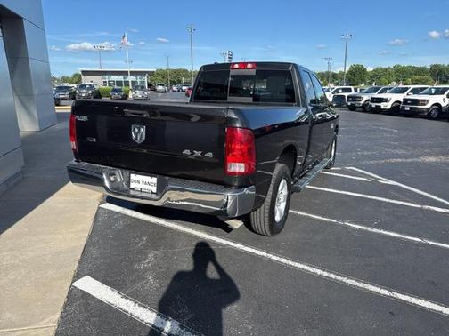2017 RAM 1500 SLT