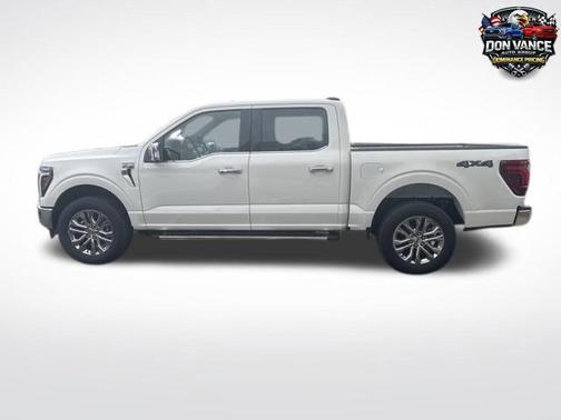 Star White Metallic Tri-Coat 2026 Ford F-150 Lariat