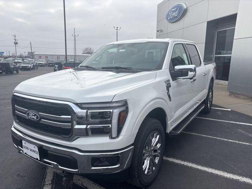 Star White Metallic Tri-Coat 2026 Ford F-150 Lariat