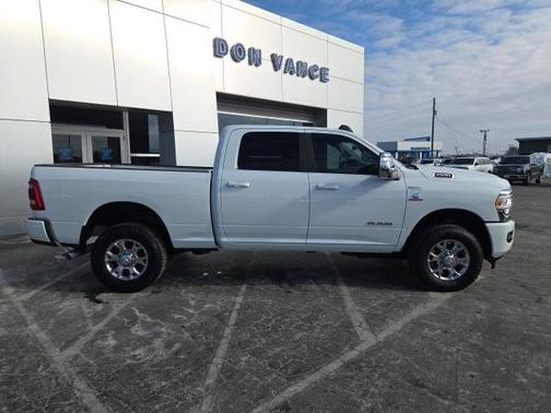 2024 RAM 2500 Laramie Crew Cab 4x4 6'4' Box