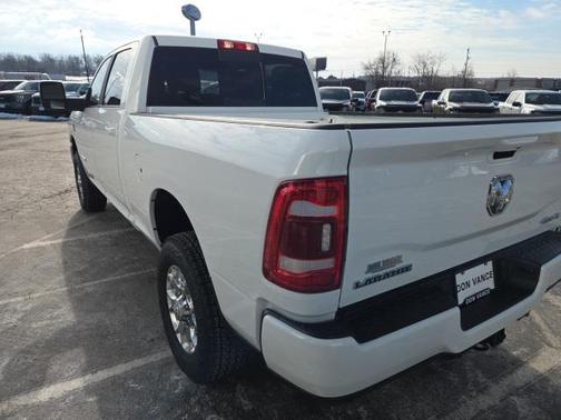 2024 RAM 2500 Laramie Crew Cab 4x4 6'4' Box
