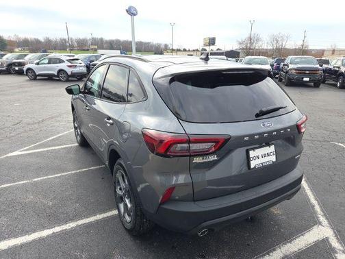 2026 Ford Escape ST-Line Select