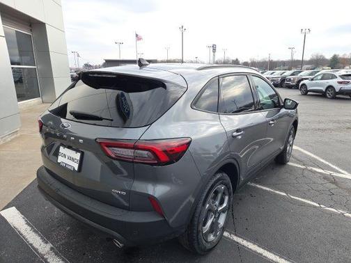 2026 Ford Escape ST-Line Select