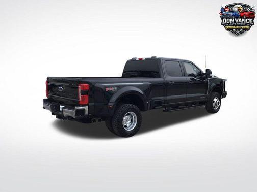 Agate Black Metallic 2025 Ford F-350 XLT