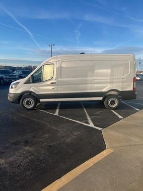 2026 Ford Transit-250 Base