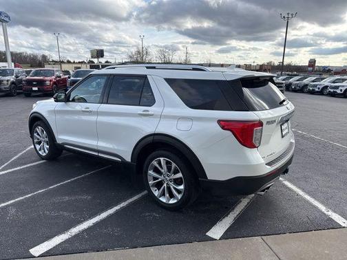2023 Ford Explorer Platinum