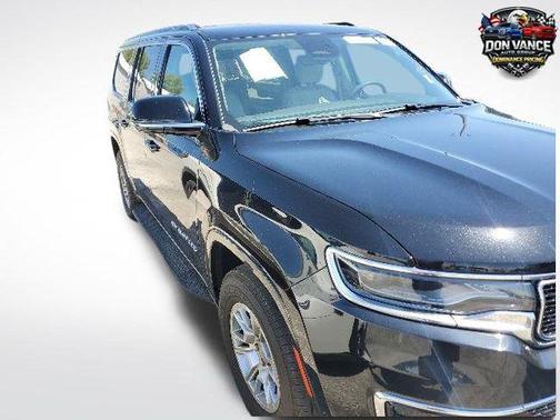 Diamond Black Crystal Pearlcoat 2024 Jeep Wagoneer L Series I 4x4