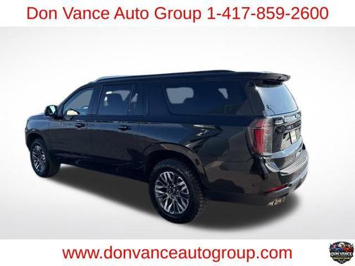 Black 2025 Chevrolet Suburban 4WD Z71