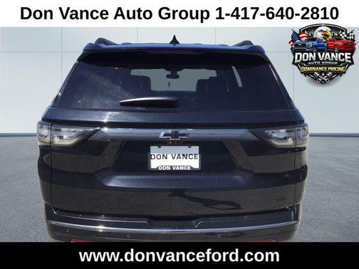 Mosaic Black Metallic 2020 Chevrolet Traverse Premier