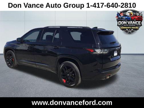 Mosaic Black Metallic 2020 Chevrolet Traverse Premier