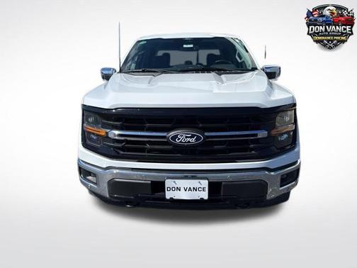 Oxford White 2025 Ford F-150 XLT