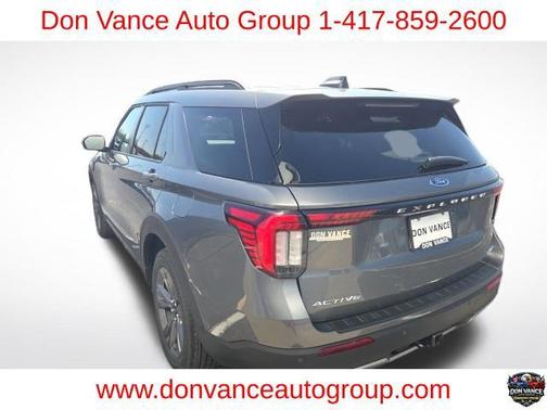Carbonized Gray Metallic 2026 Ford Explorer Active w/200A Pkg