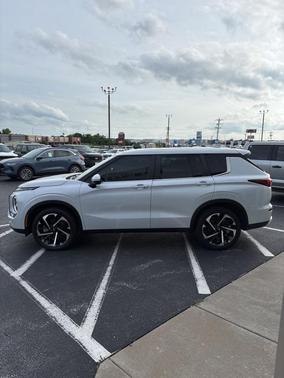 2023 Mitsubishi Outlander SE 2.5 S-AWC
