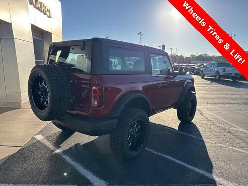 2025 Ford Bronco Base