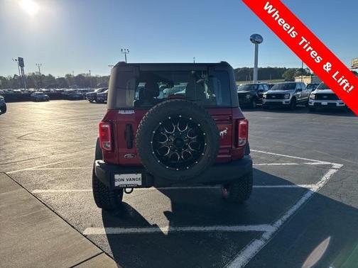 2025 Ford Bronco Base