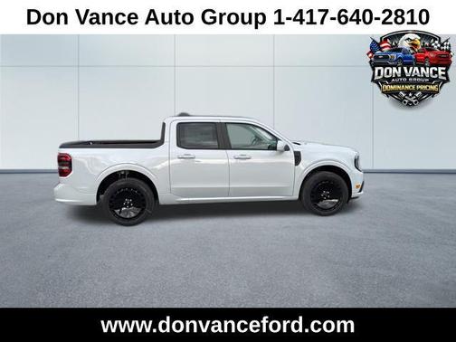 Space White Metallic 2026 Ford Maverick Lobo Standard