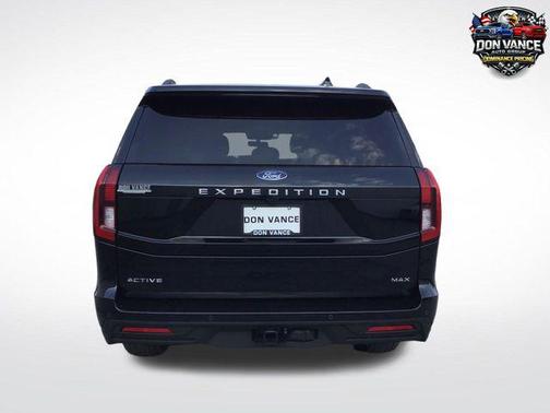 Black Metallic 2025 Ford Expedition Max Active 4x4