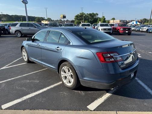 2019 Ford Taurus SE