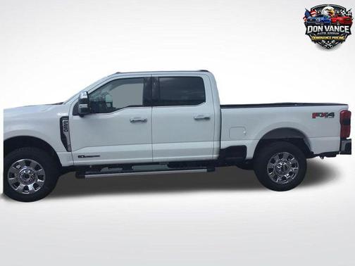 Star White Metallic Tri-Coat 2026 Ford F-250 Lariat