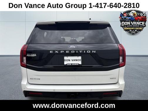 White Metallic 2025 Ford Expedition Max Active 4x4