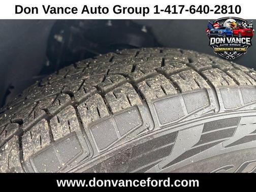 White Metallic 2025 Ford Expedition Max Active 4x4