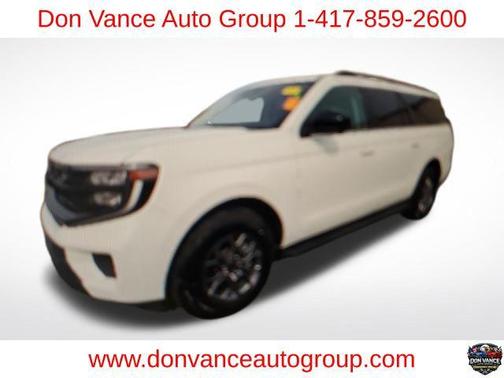 White Metallic 2025 Ford Expedition Max Active 4x4