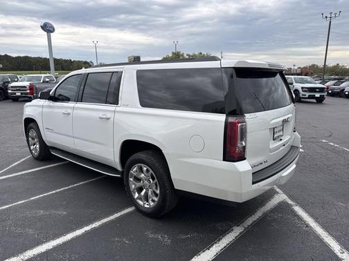 2017 GMC Yukon XL SLE