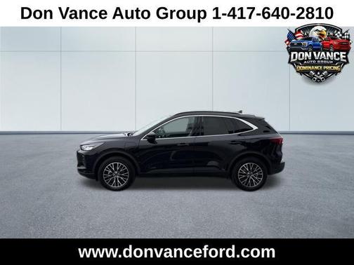 Agate Black Metallic 2025 Ford Escape PHEV SE