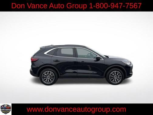 Agate Black Metallic 2025 Ford Escape PHEV SE