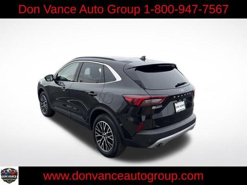 Agate Black Metallic 2025 Ford Escape PHEV SE