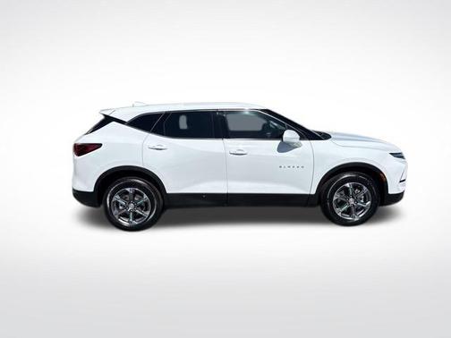 Summit White 2023 Chevrolet Blazer 2LT