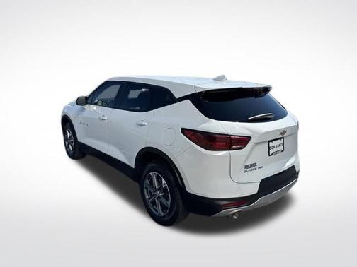 Summit White 2023 Chevrolet Blazer 2LT