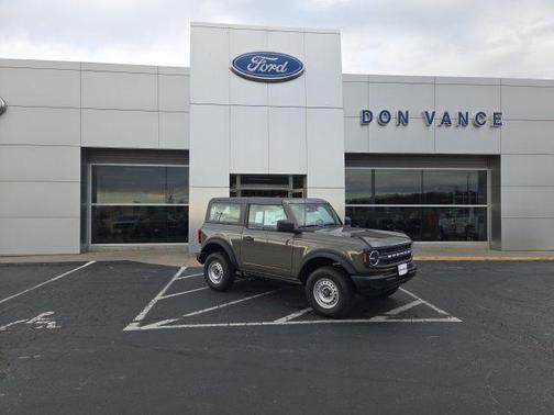 2025 Ford Bronco Base