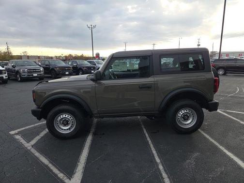 2025 Ford Bronco Base