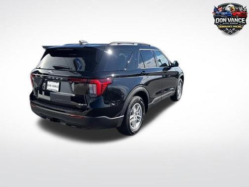 Agate Black Metallic 2026 Ford Explorer Active w/200A Pkg
