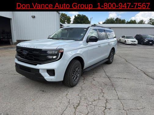 Space Silver Metallic 2025 Ford Expedition Max Active 4x4