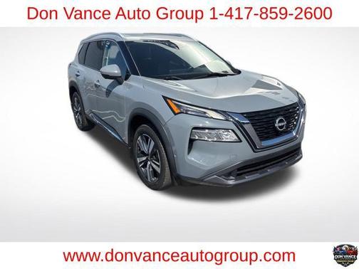 2022 Nissan Rogue SL