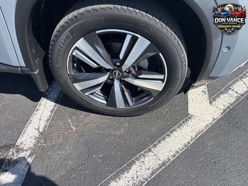 Boulder Gray Pearl 2022 Nissan Rogue SL