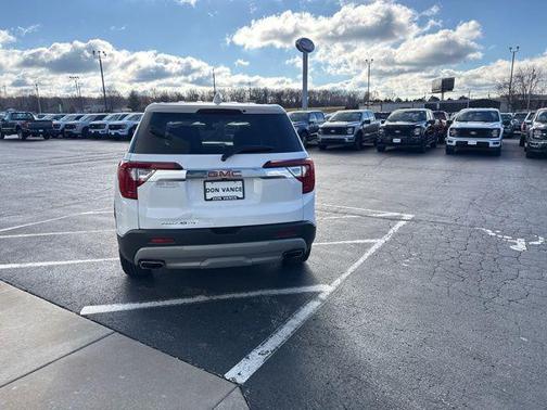2023 GMC Acadia FWD SLE