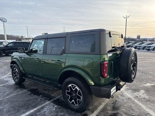 2024 Ford Bronco Outer Banks