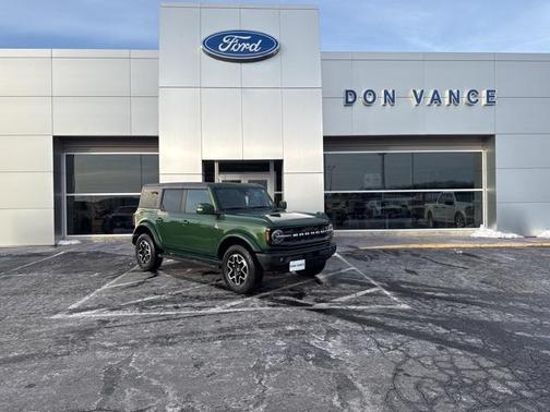 2024 Ford Bronco Outer Banks