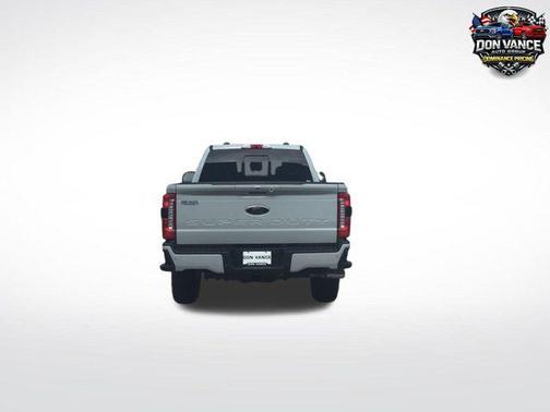 Avalanche 2026 Ford F-350 Lariat